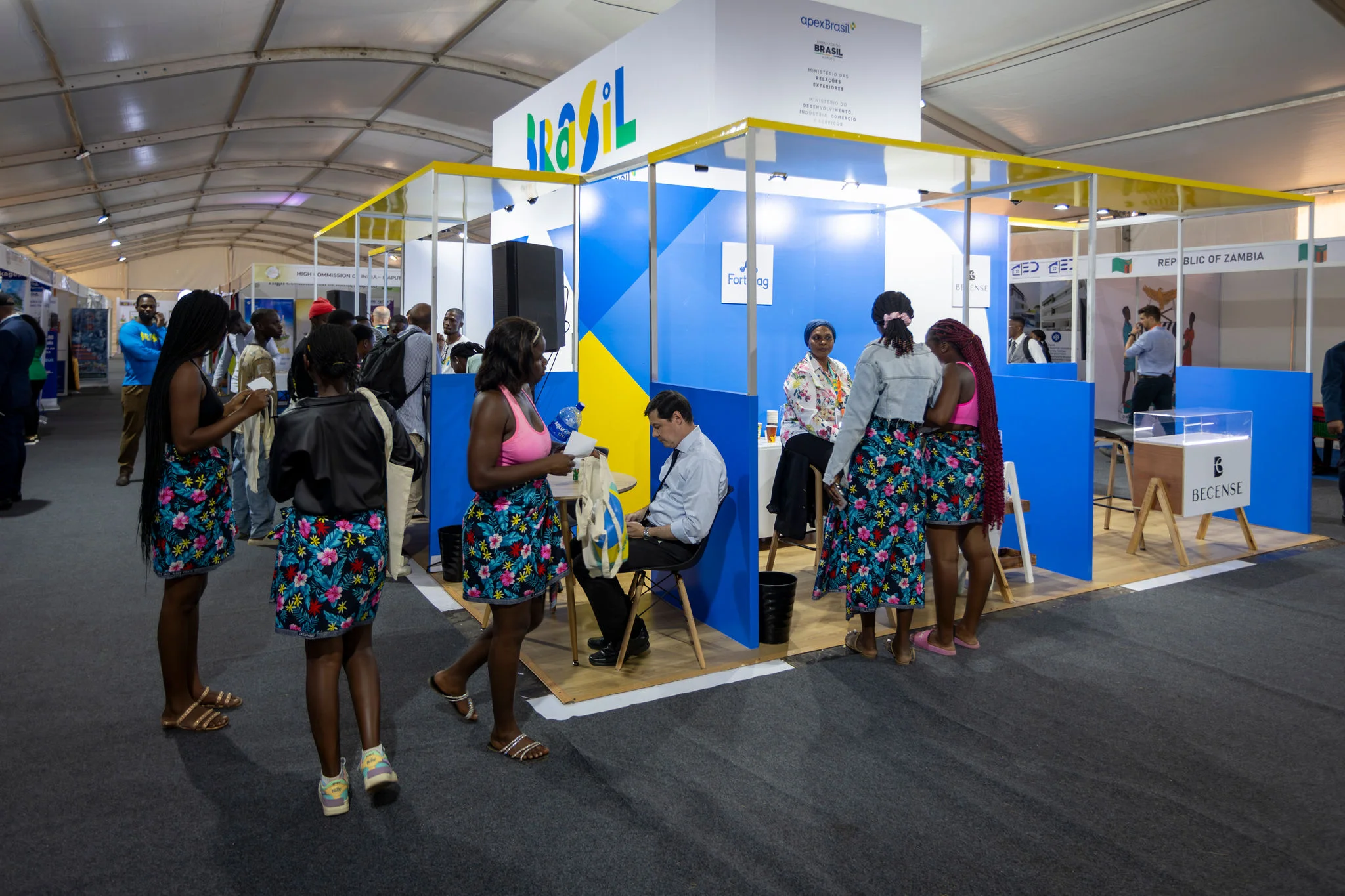 Junto com ApexBrasil, empresas brasileiras marcam presença na FACIM 2025, em Moçambique 